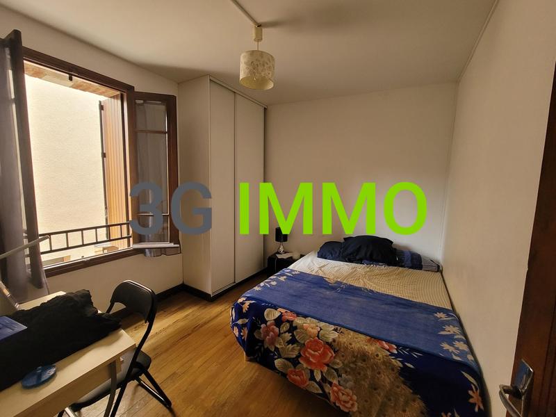 Immeuble - 90 m² - 7 pièces