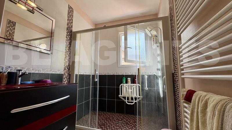 Maison - 139 m² - 7 pièces