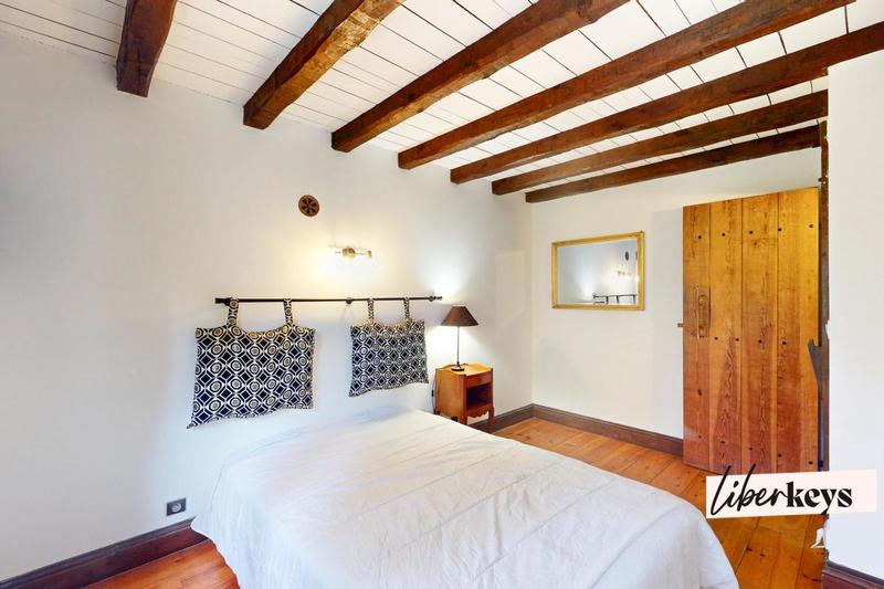 Villa - 220 m² - 10 pièces