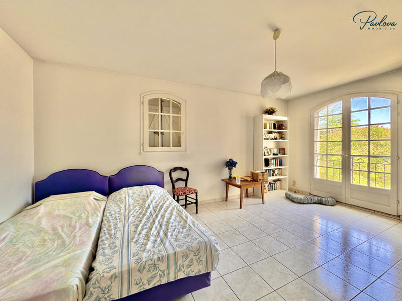 Villa - 230 m² - 7 pièces