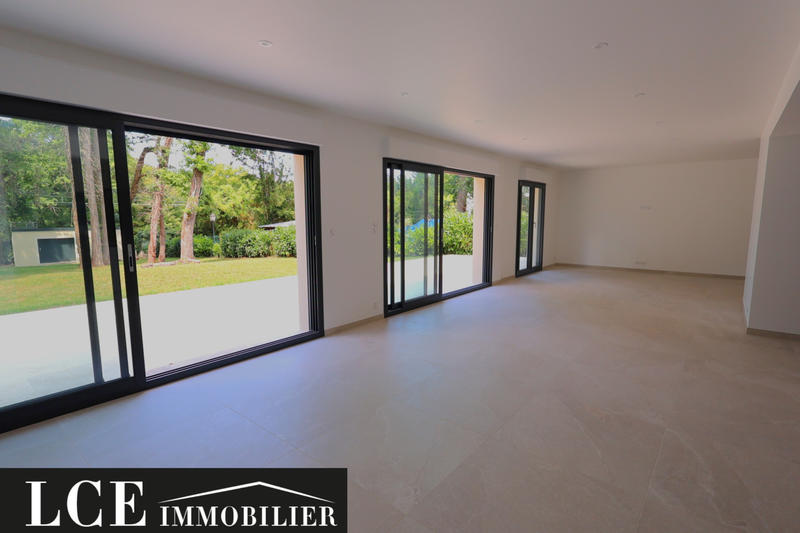 Maison - 175 m² - 6 pièces
