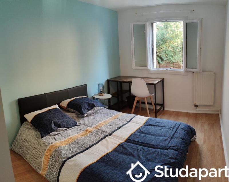 Chambre - 10 m² - 1 pièce