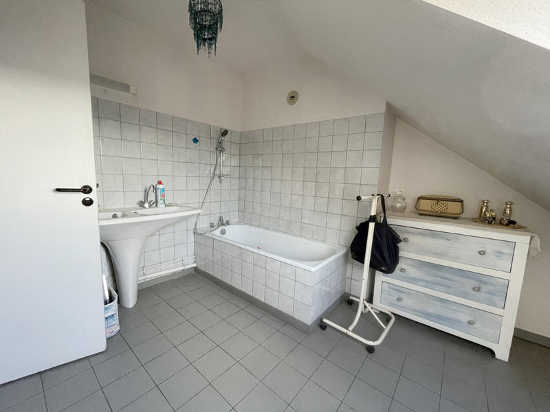 Appartement - 87 m² - 2 pièces