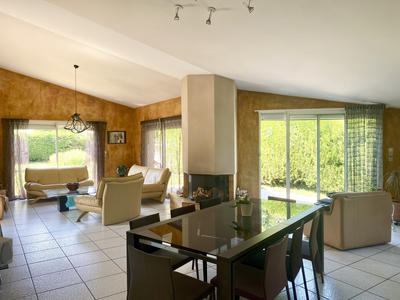 Maison - 170 m² - 6 pièces