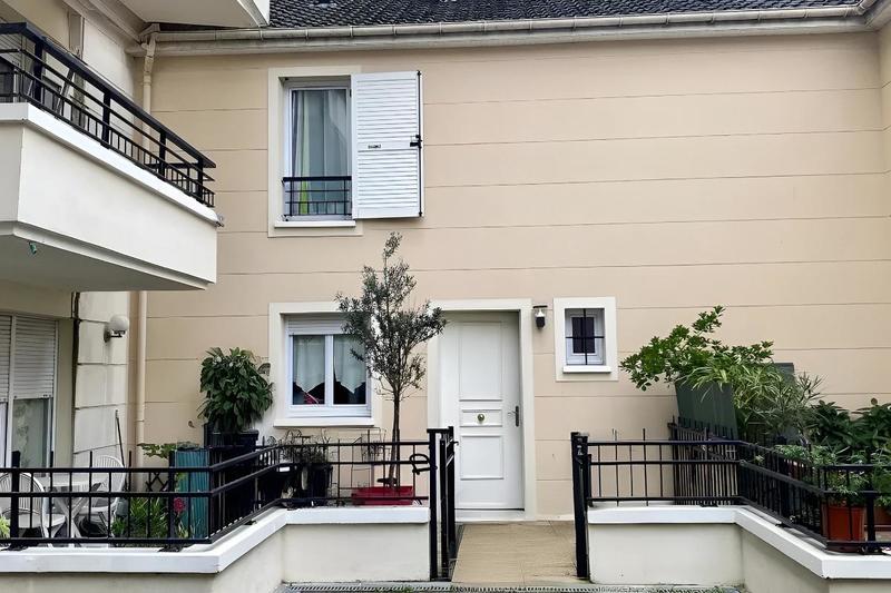 Appartement - 90 m² - 5 pièces