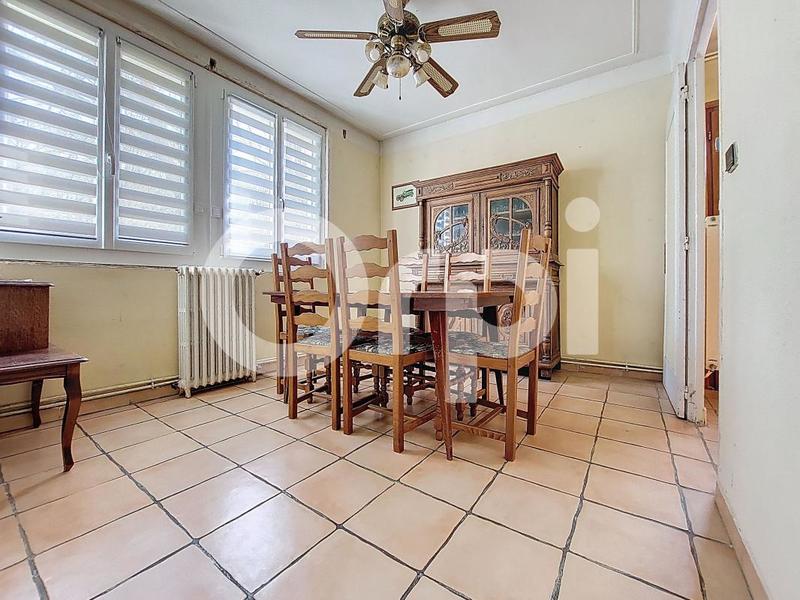 Maison - 145 m² - 7 pièces