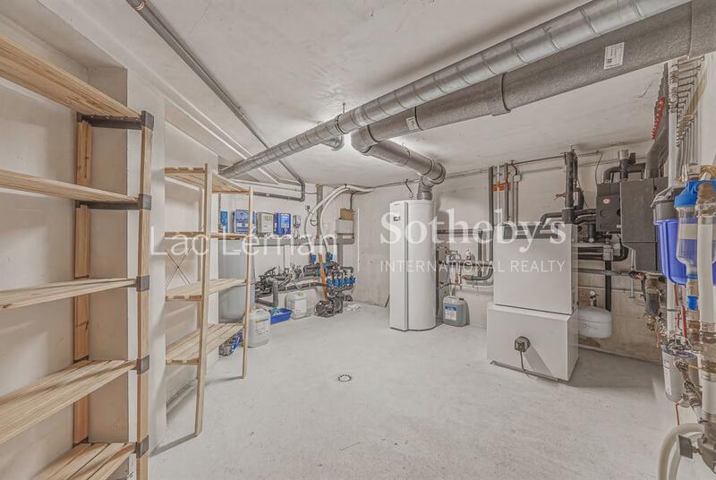 Villa - 194 m² - 8 pièces