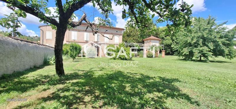 Maison de maîtres - 310 m² - 12 pièces