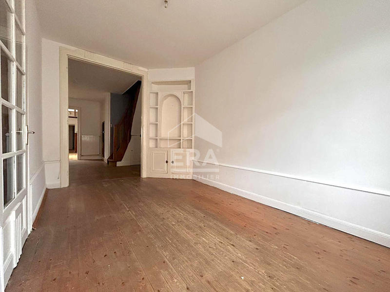 Maison - 97 m² - 6 pièces