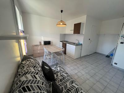 Maison - 256 m² - 6 pièces