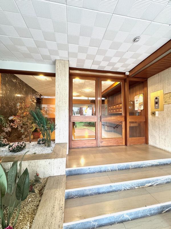 Appartement - 120 m² - 6 pièces