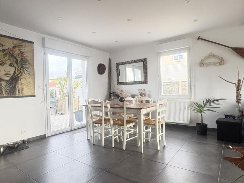 Maison - 105 m² - 5 pièces