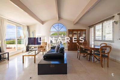 Appartement - 112 m² - 4 pièces