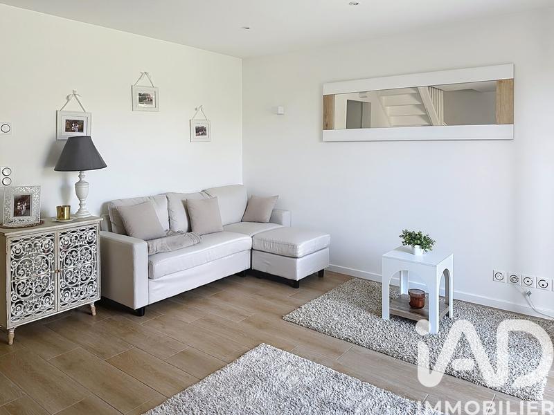 Maison - 93 m² - 5 pièces