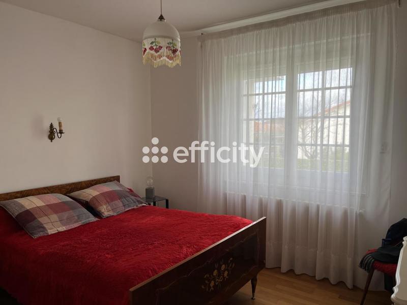 Maison - 140 m² - 7 pièces