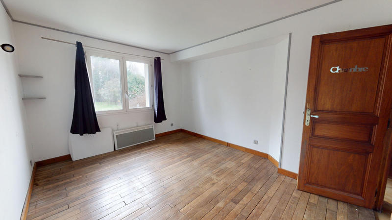 Maison - 141 m² - 8 pièces