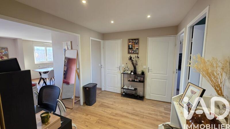 Appartement - 64 m² - 3 pièces