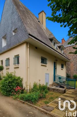 Maison de ville - 260 m² - 8 pièces