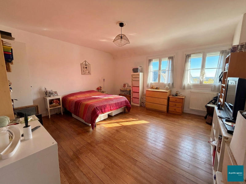 Maison - 130 m² - 6 pièces