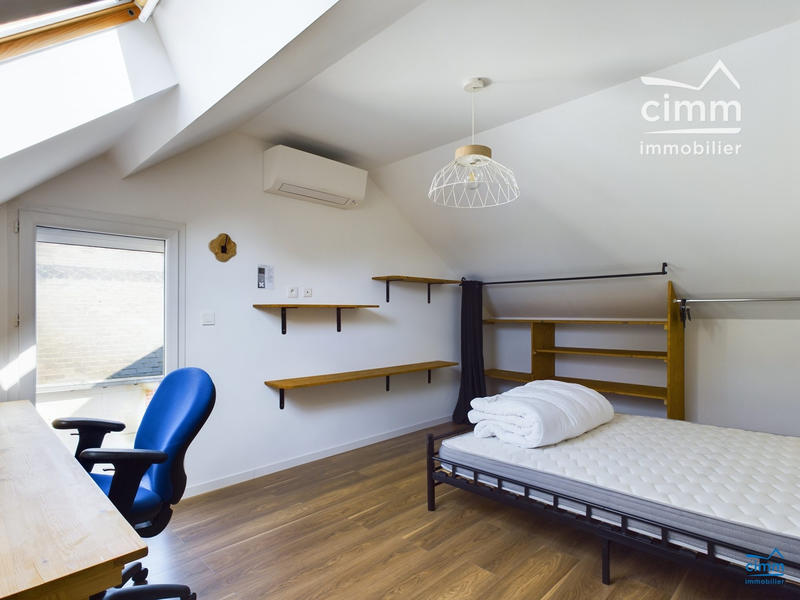 Maison traditionnelle - 88 m² - 4 pièces