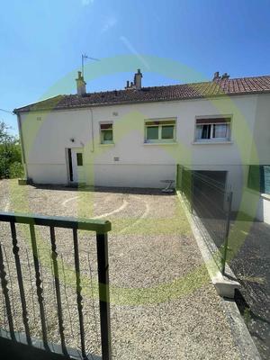 Maison - 80 m² - 4 pièces