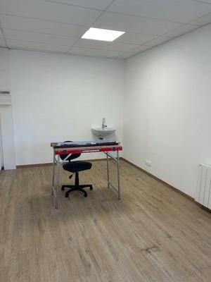 Local commercial - 36 m² - 2 pièces