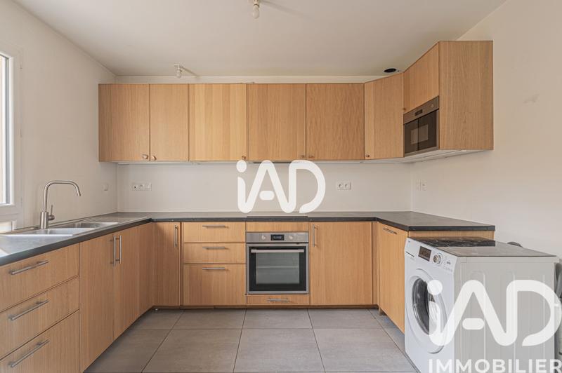 Maison - 82 m² - 5 pièces