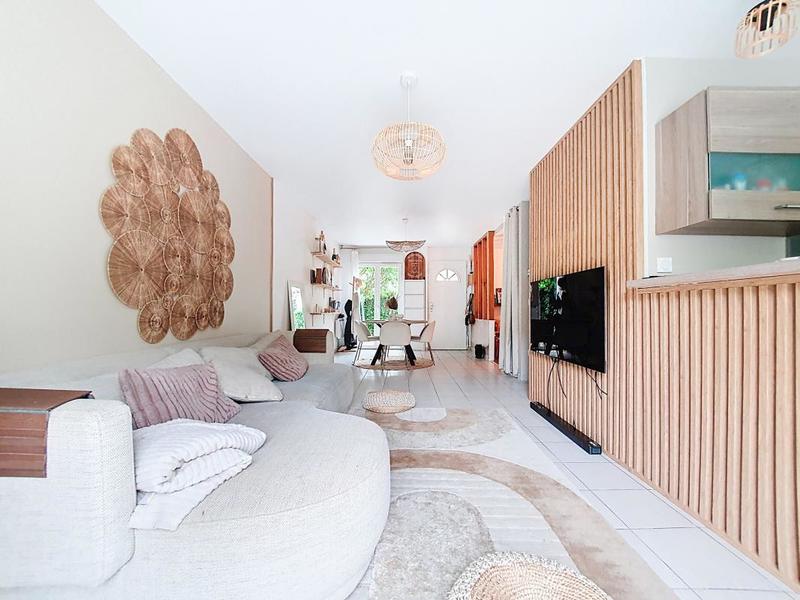 Maison - 94 m² - 4 pièces