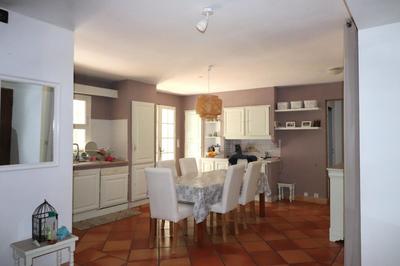 Villa - 146 m² - 6 pièces
