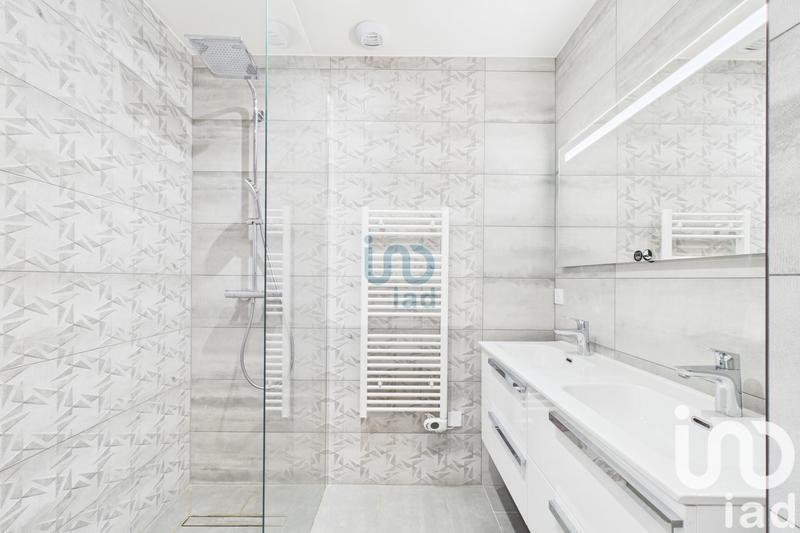 Appartement - 77 m² - 3 pièces