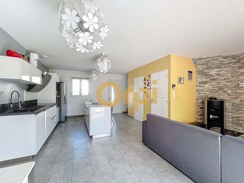 Maison - 76 m² - 4 pièces