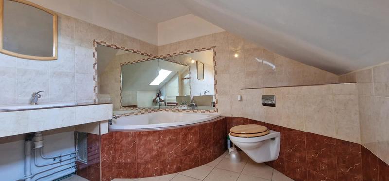 Maison - 162 m² - 5 pièces