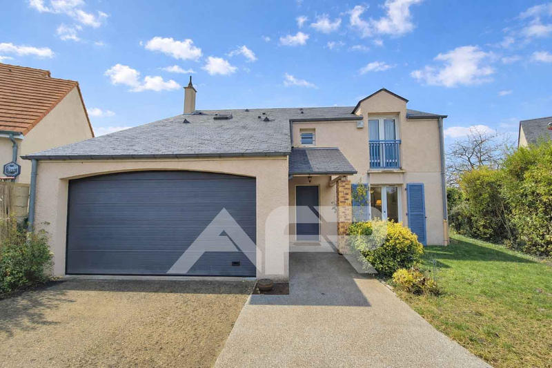 Maison - 143 m² - 6 pièces