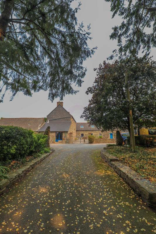 Maison - 226 m² - 7 pièces