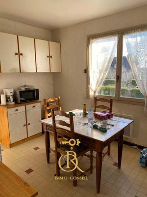 Pavillon - 94 m² - 5 pièces