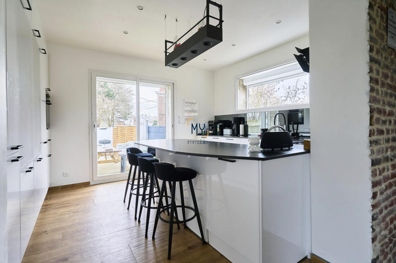 Maison - 134 m² - 5 pièces