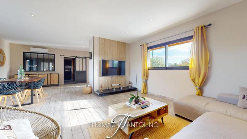 Maison - 160 m² - 7 pièces