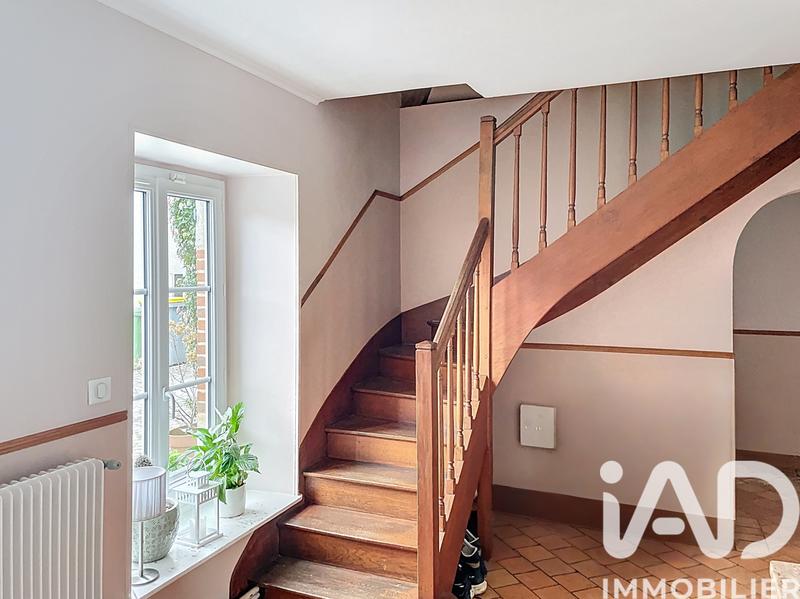 Maison - 184 m² - 9 pièces