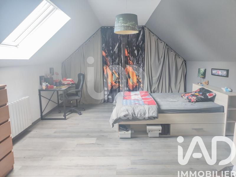 Maison - 203 m² - 7 pièces