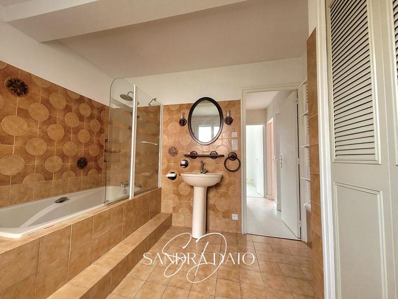 Maison - 92 m² - 4 pièces