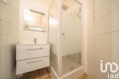 Maison - 230 m² - 7 pièces