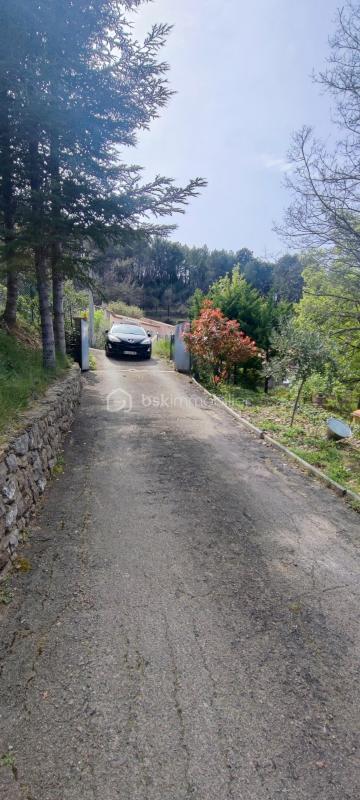 Villa - 104 m² - 4 pièces