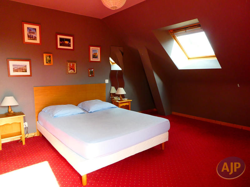 Maison - 138 m² - 6 pièces