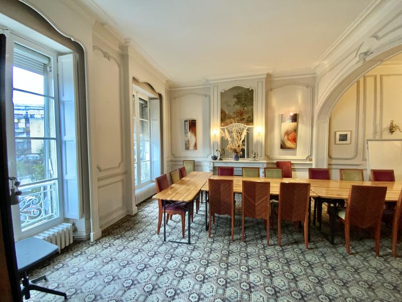 Maison de ville - 400 m² - 10 pièces