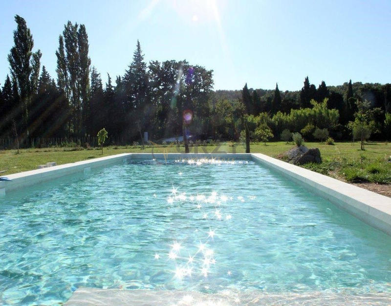 Maison - 492 m² - 12 pièces