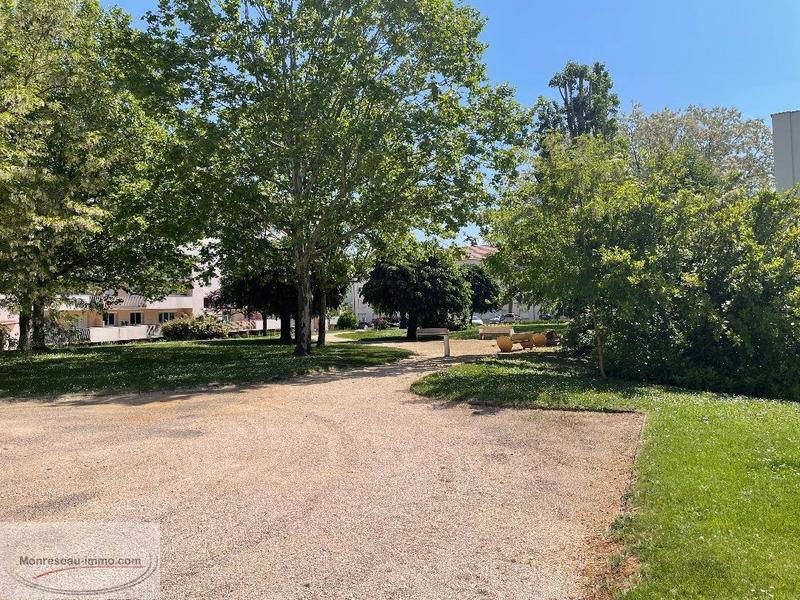 Appartement - 77 m² - 5 pièces