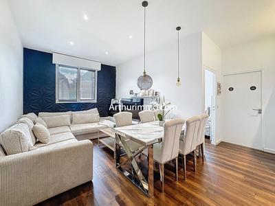 Appartement - 61 m² - 4 pièces