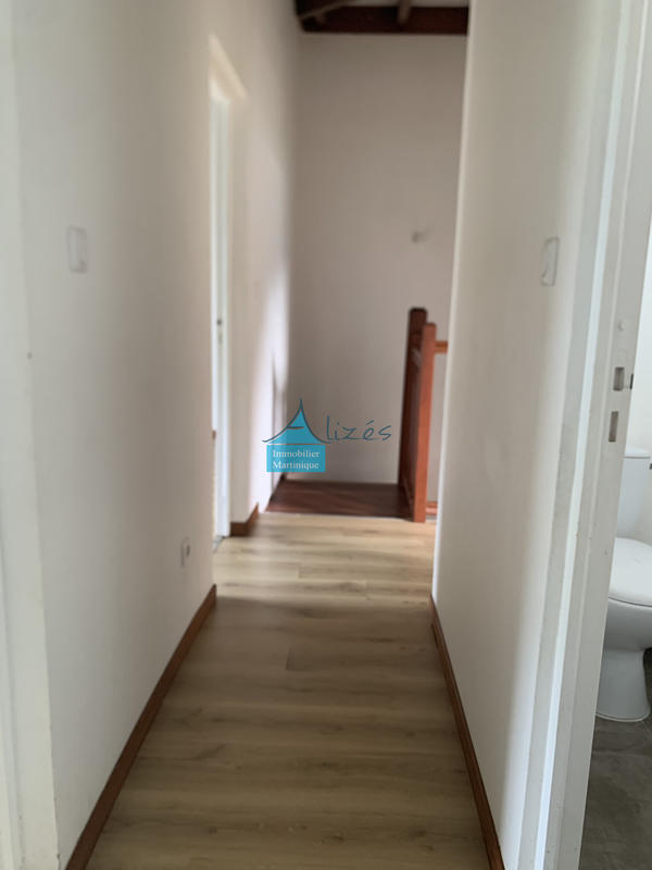 Maison - 87 m² - 4 pièces