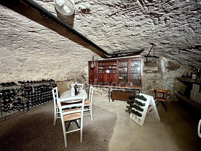 Maison - 218 m² - 5 pièces