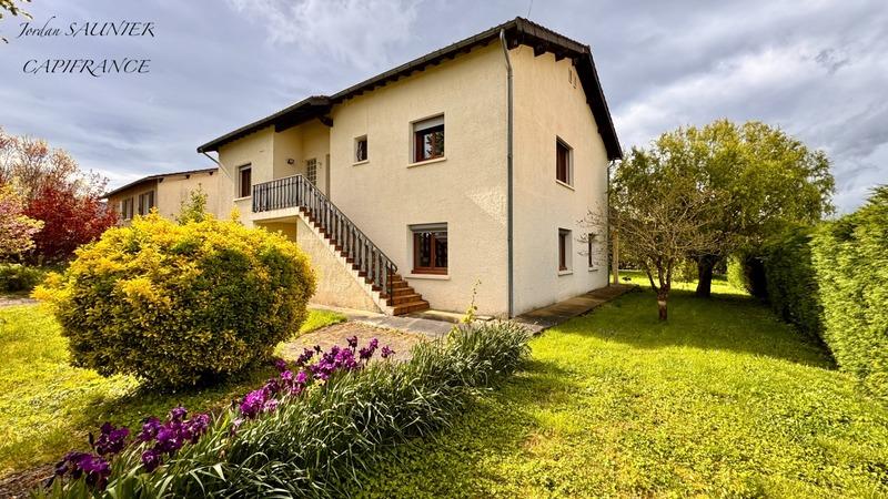 Maison - 200 m² - 6 pièces